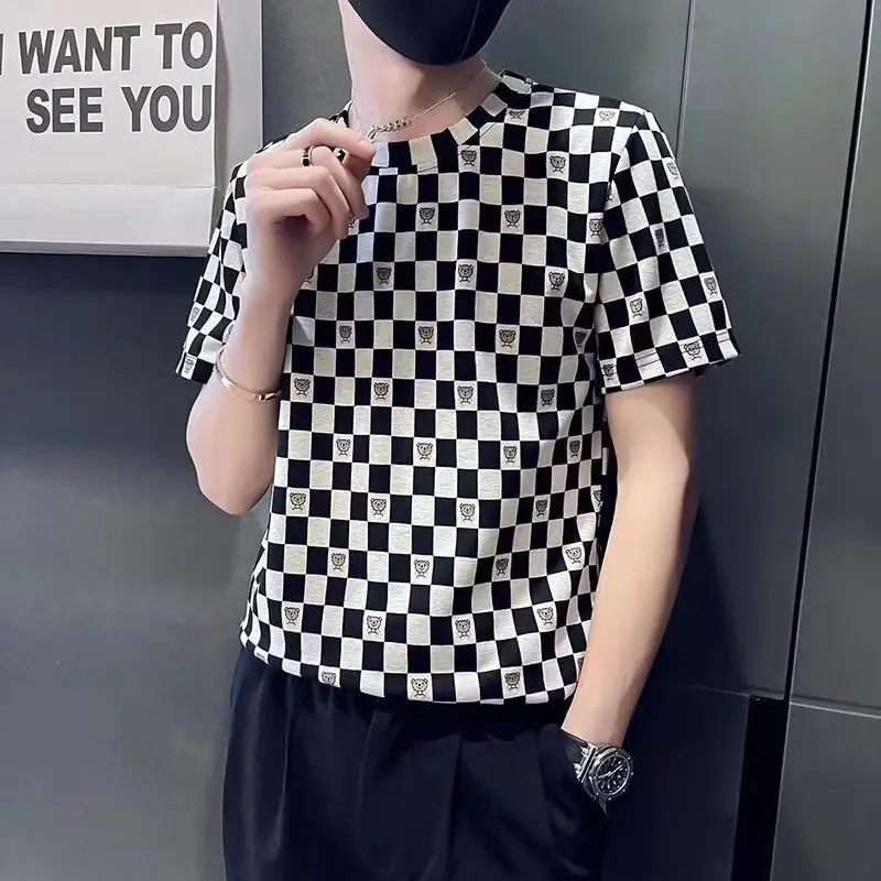 Men's Black White Checkered Short Sleeve T-Shirt - Image 4