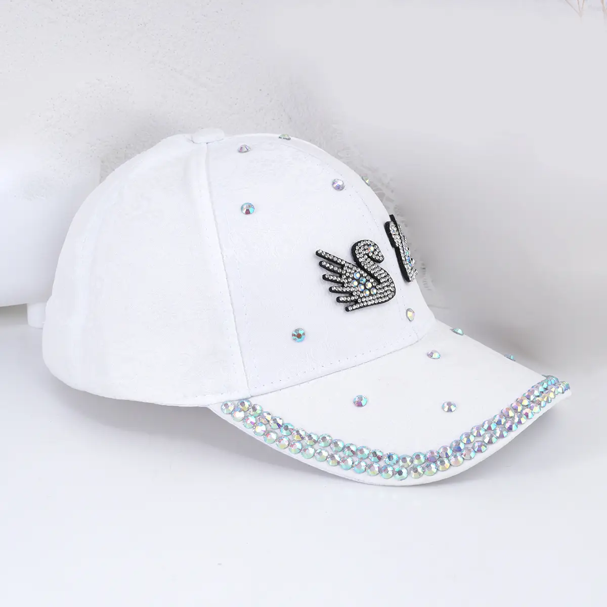 Korean Style Double Swan Rhinestone Cap for Women — feature 10