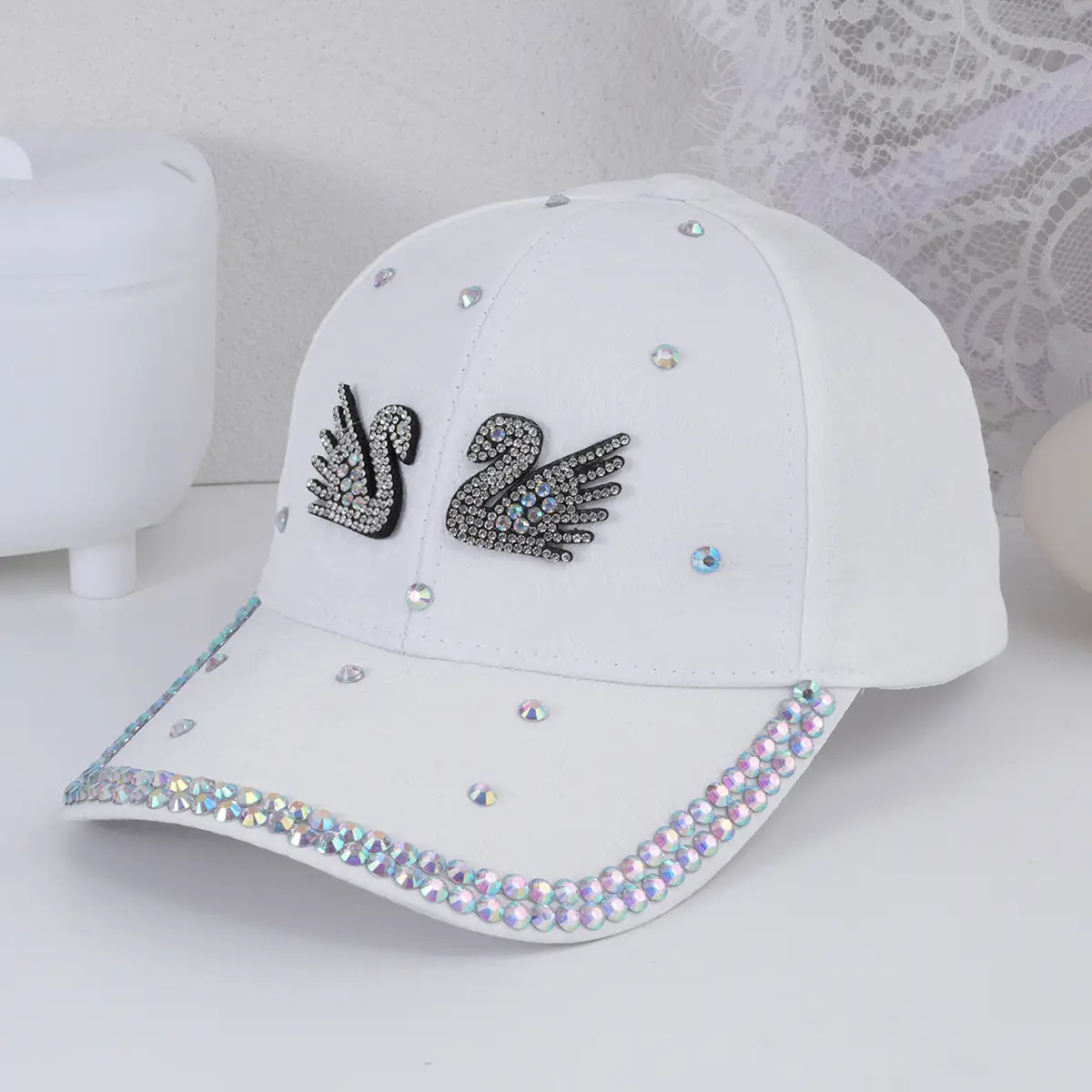 Korean Style Double Swan Rhinestone Cap for Women — feature 11