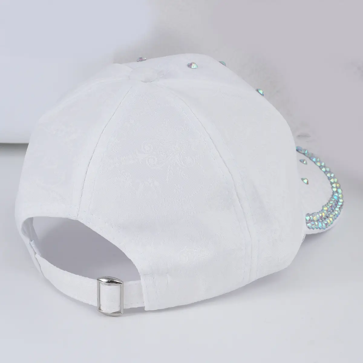 Korean Style Double Swan Rhinestone Cap for Women — feature 9