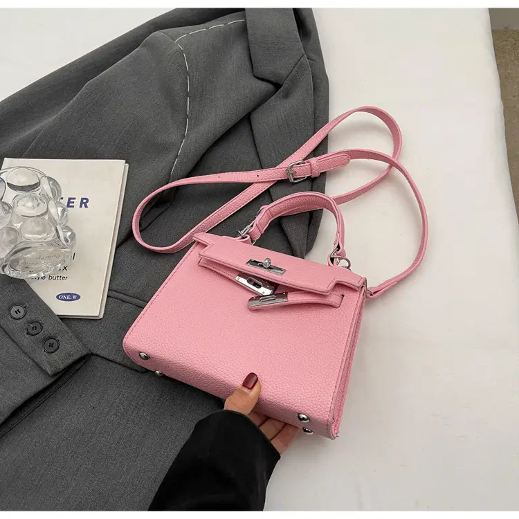 White Leather Shoulder Bag for Women 2024 Spring — feature 15