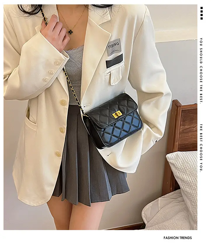 Light Blue Quilted Chain Shoulder Bag for Women — feature 1