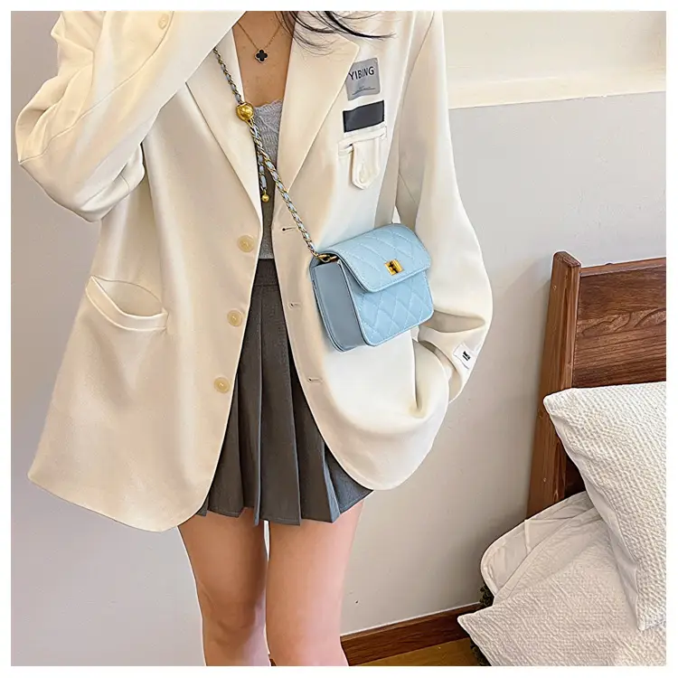 Light Blue Quilted Chain Shoulder Bag for Women — feature 13