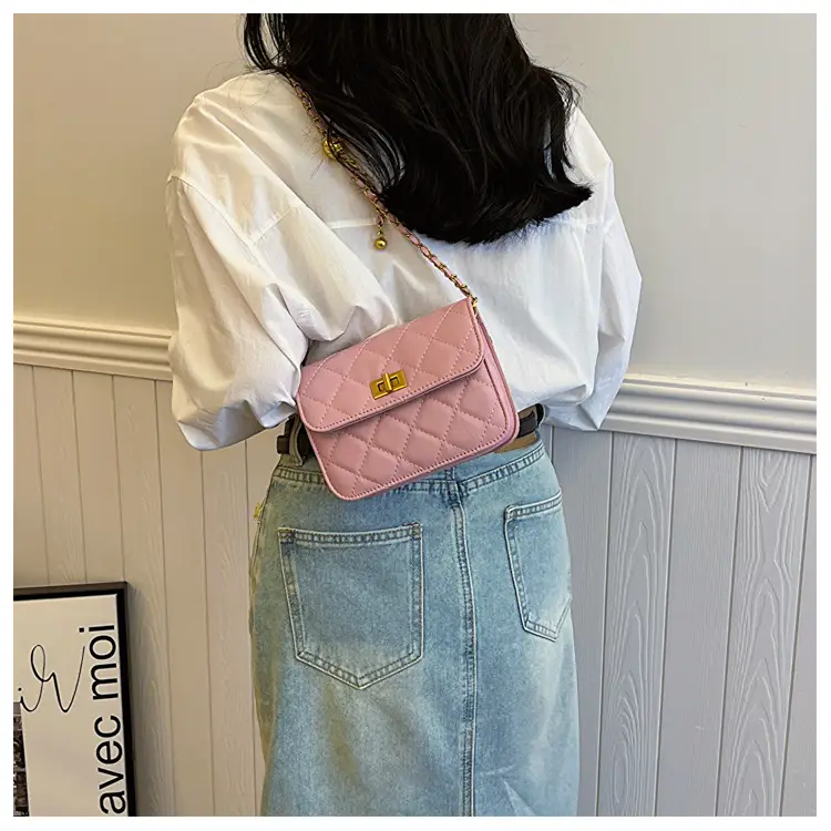 Light Blue Quilted Chain Shoulder Bag for Women — feature 8