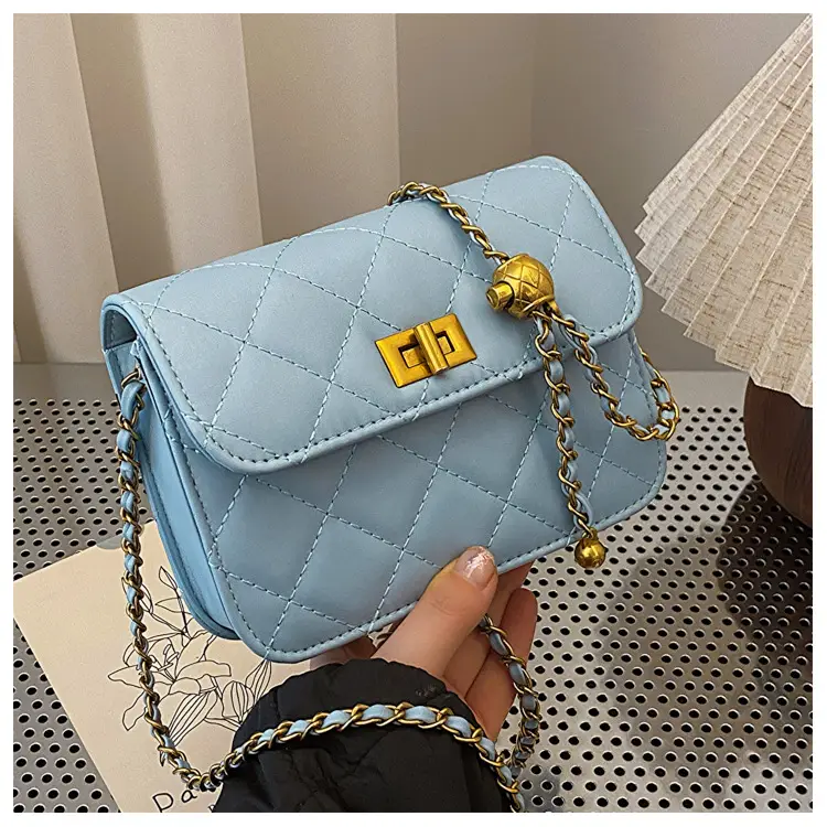 Light Blue Quilted Chain Shoulder Bag for Women - Image 3