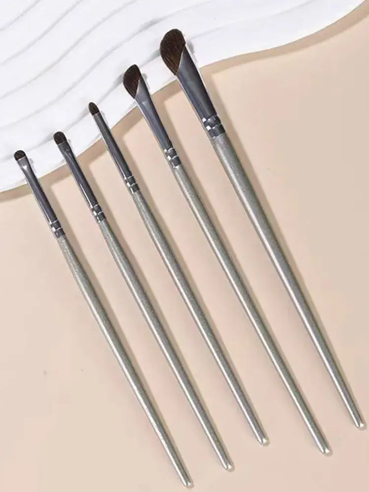Cangzhou Makeup Brush Set for Nose Shadow & Concealer — feature 34
