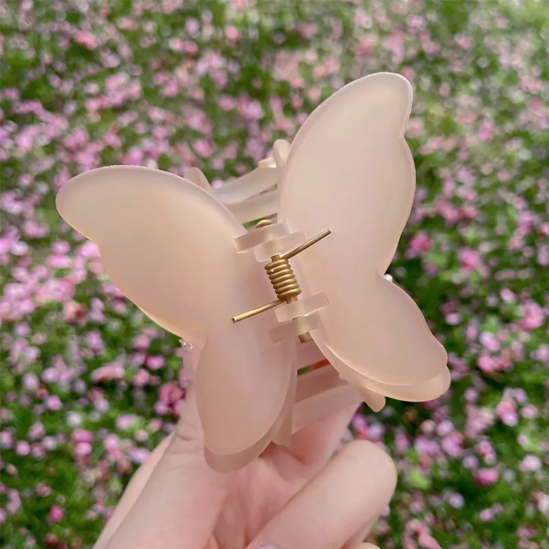 Spring Butterfly Hairpin Clip for Women - Image 11