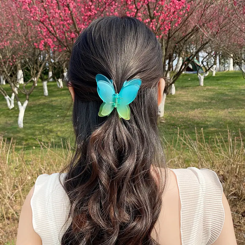 Spring Butterfly Hairpin Clip for Women - Image 3