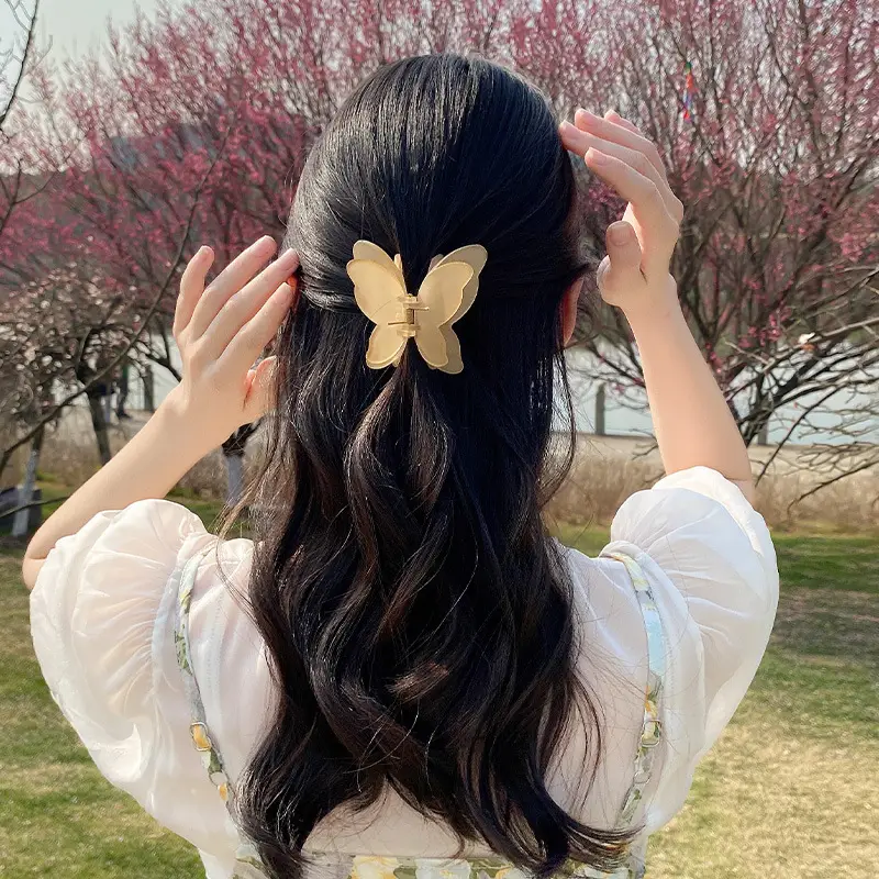 Spring Butterfly Hairpin Clip for Women - Image 7