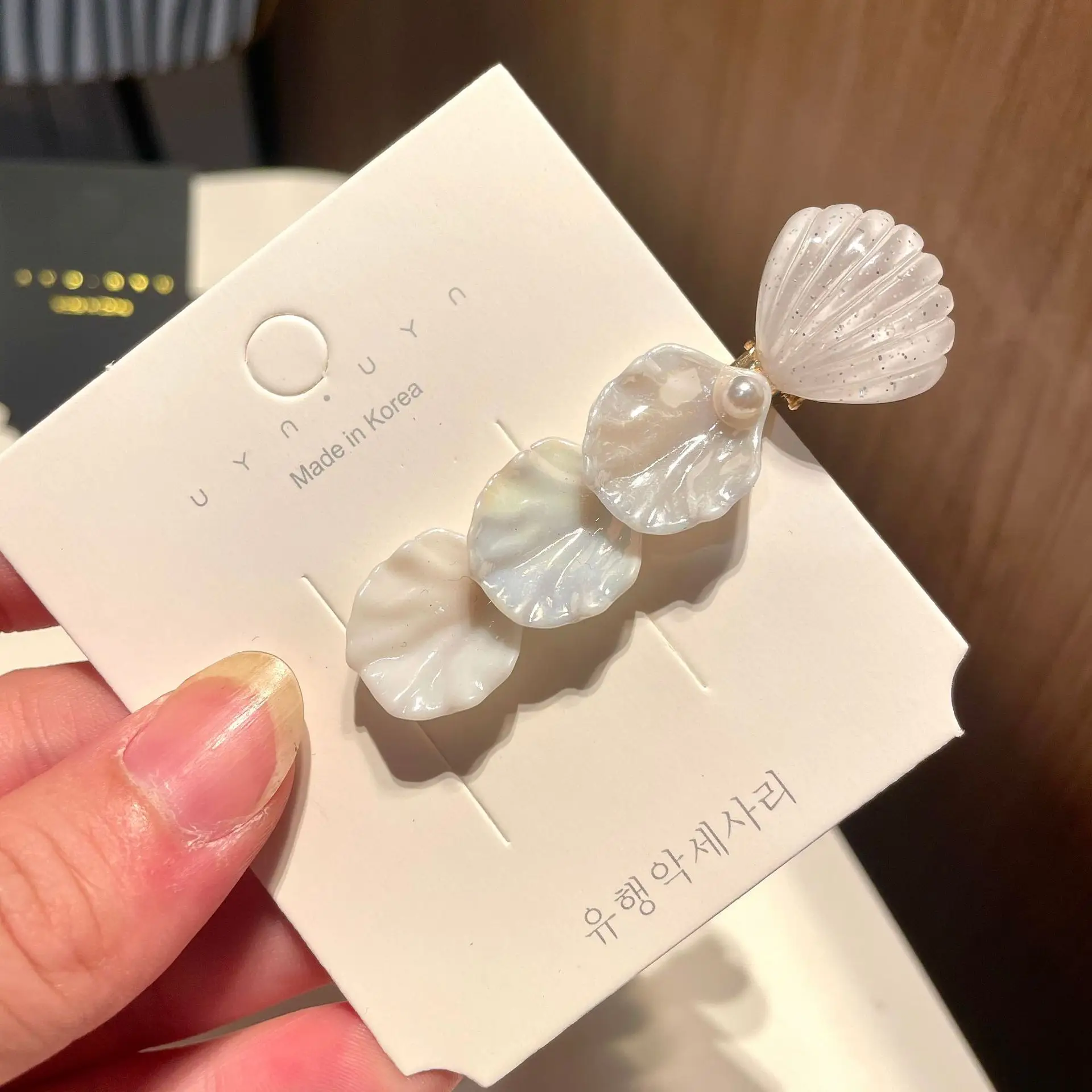 Pearl Shell Hairpin Clip for Women - Image 16