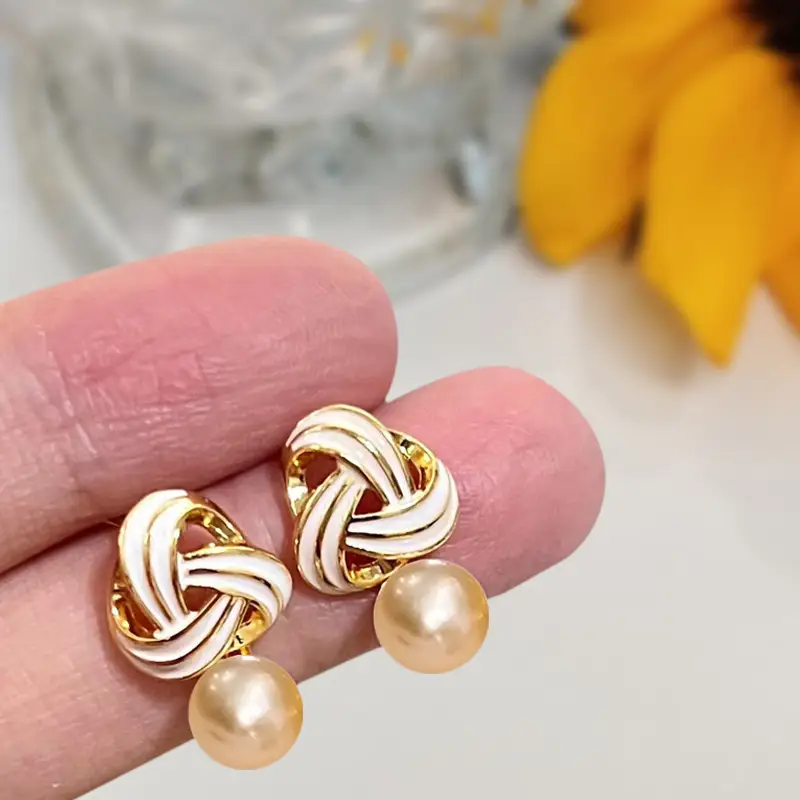 Natural Pearl Knot Earrings Gold Plated — feature 12