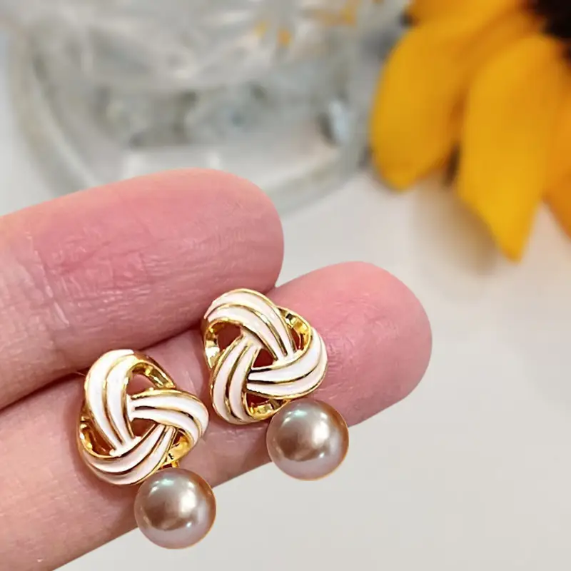 Natural Pearl Knot Earrings Gold Plated — feature 13