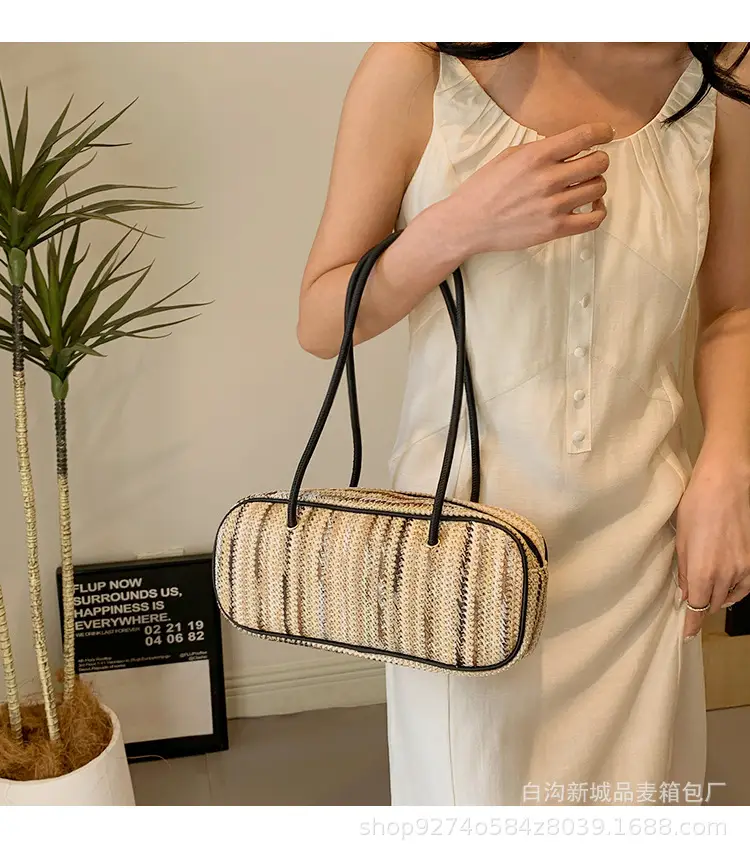 Colorful Striped Shoulder Bag for Women 2026 — feature 1
