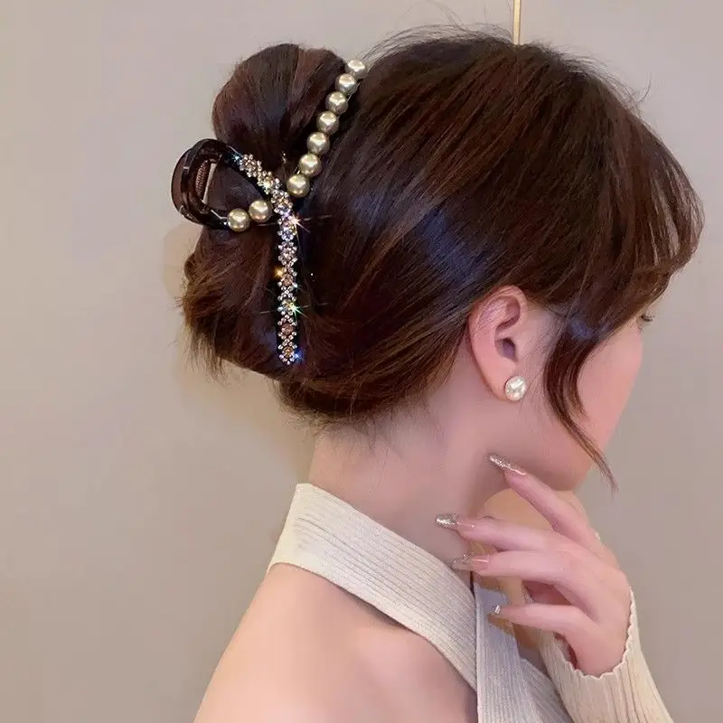 High-End Korean Style Pearl Shark Hair Clip