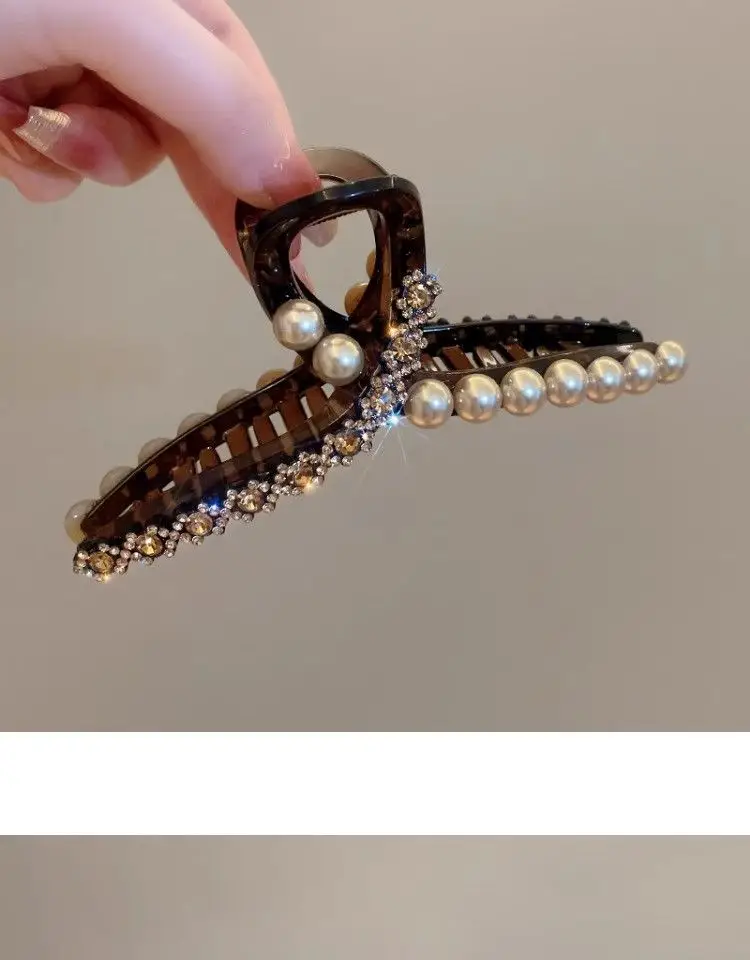 High-End Korean Style Pearl Shark Hair Clip — feature 8