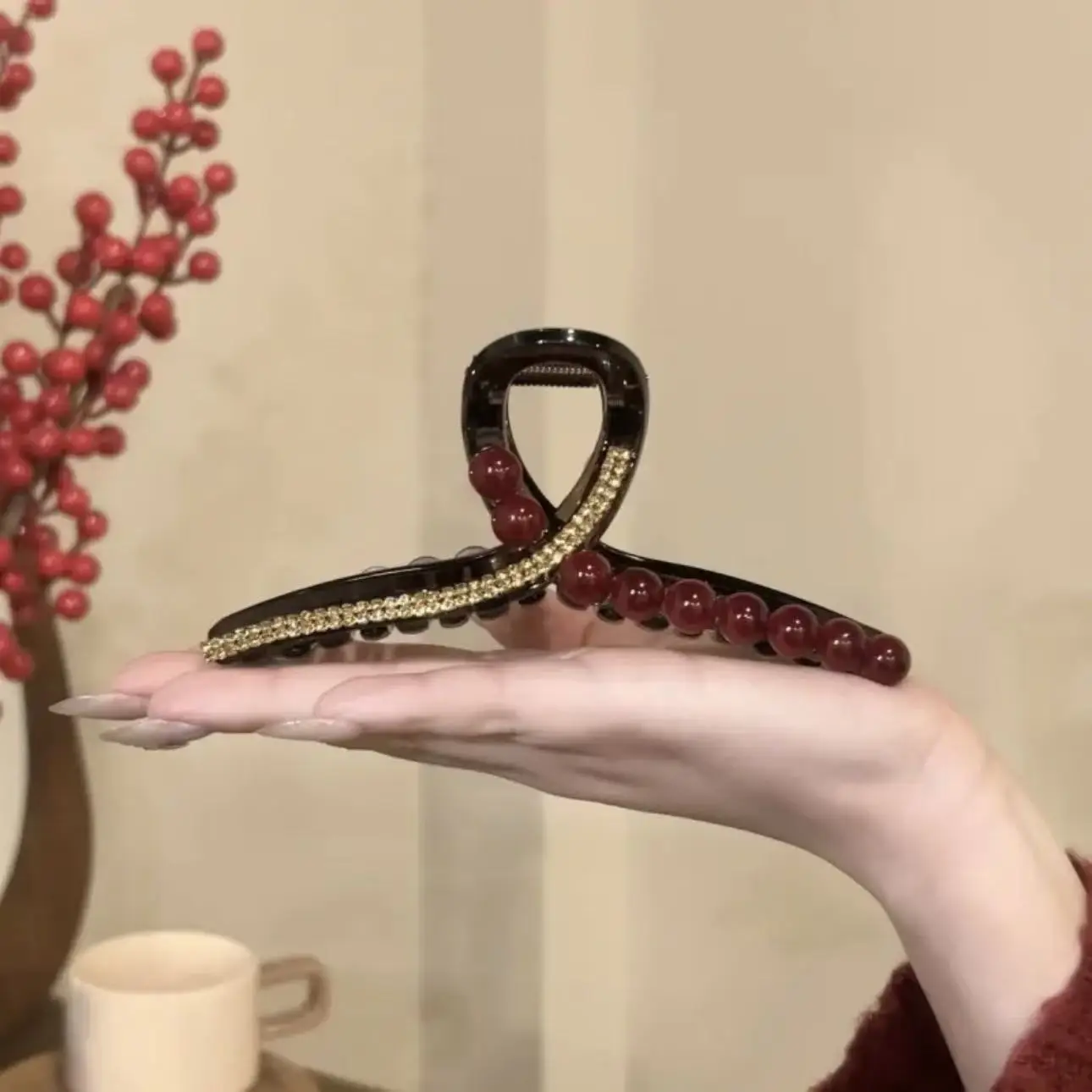 High-End Korean Style Pearl Shark Hair Clip