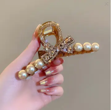 High-End Korean Style Pearl Shark Hair Clip