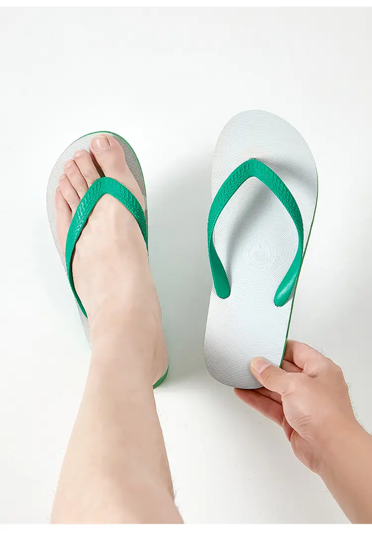 Thai flip flops men's summer non-slip slippers trendy rubber wear-resistant indoor and outdoor beach shoes personality student — feature 17