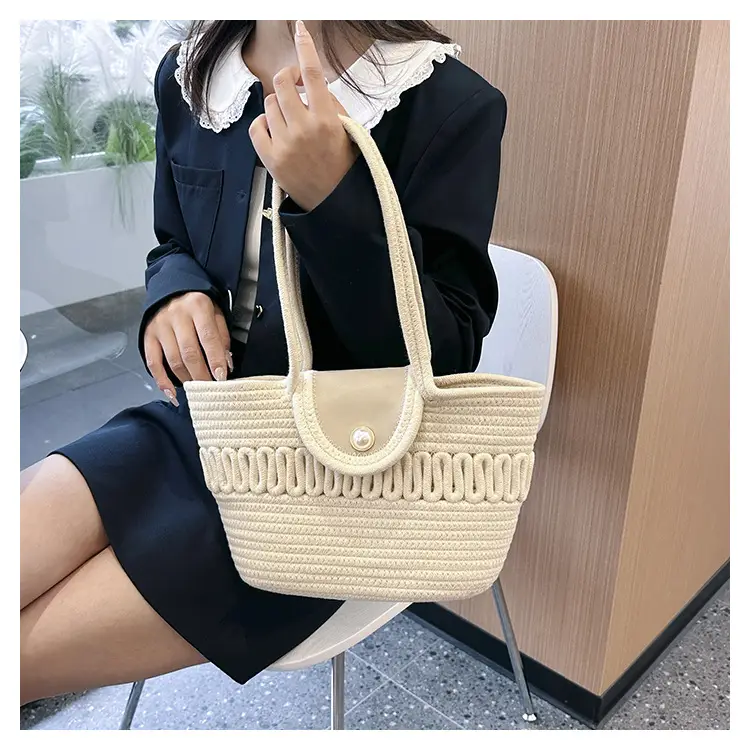 Women's Large Capacity woven straw tote bag with pearl buckle — feature 15