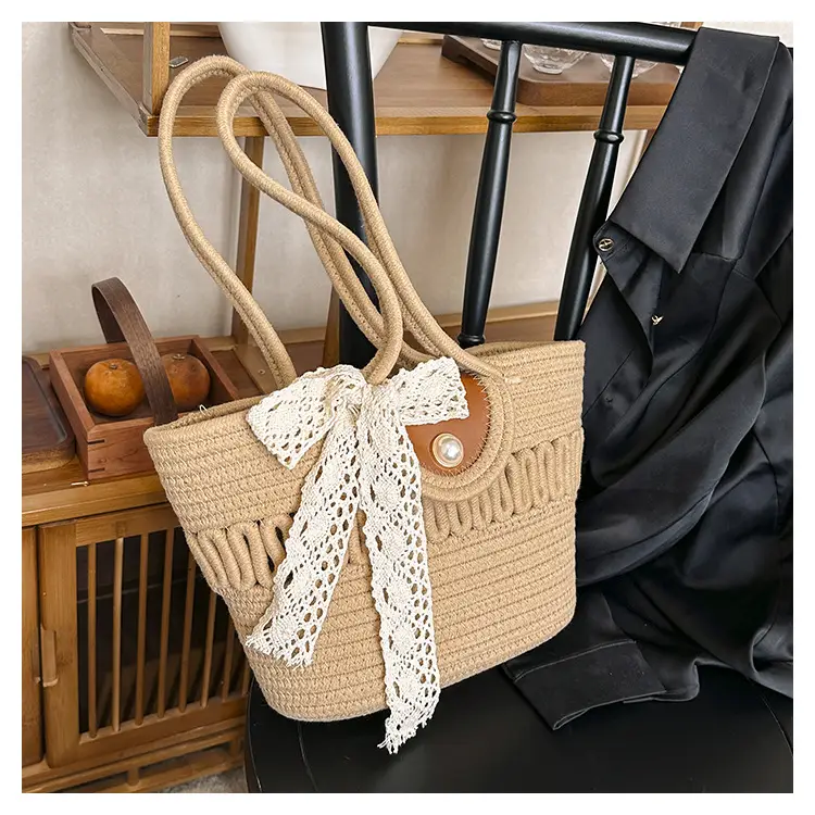 Women's Large Capacity woven straw tote bag with pearl buckle — feature 19