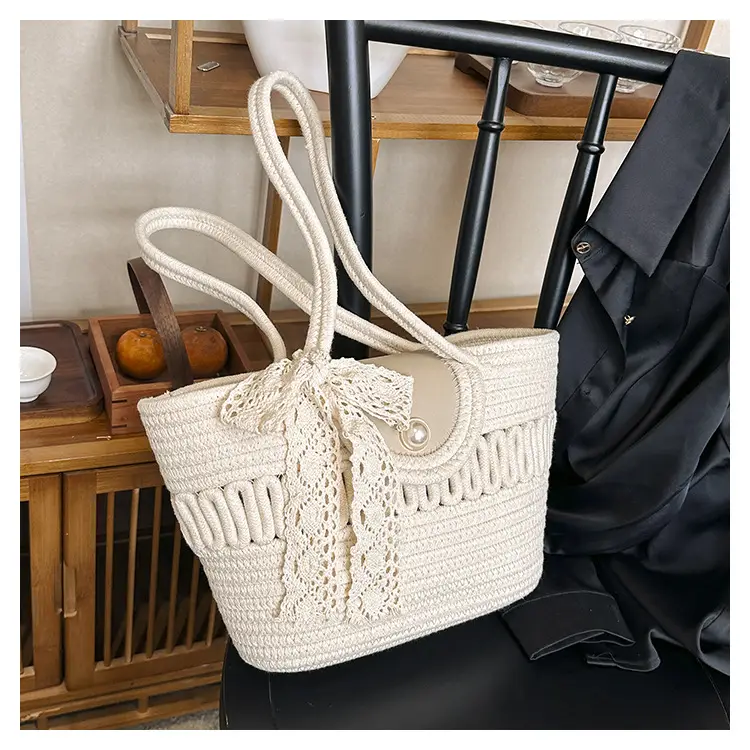 Women's Large Capacity woven straw tote bag with pearl buckle — feature 20