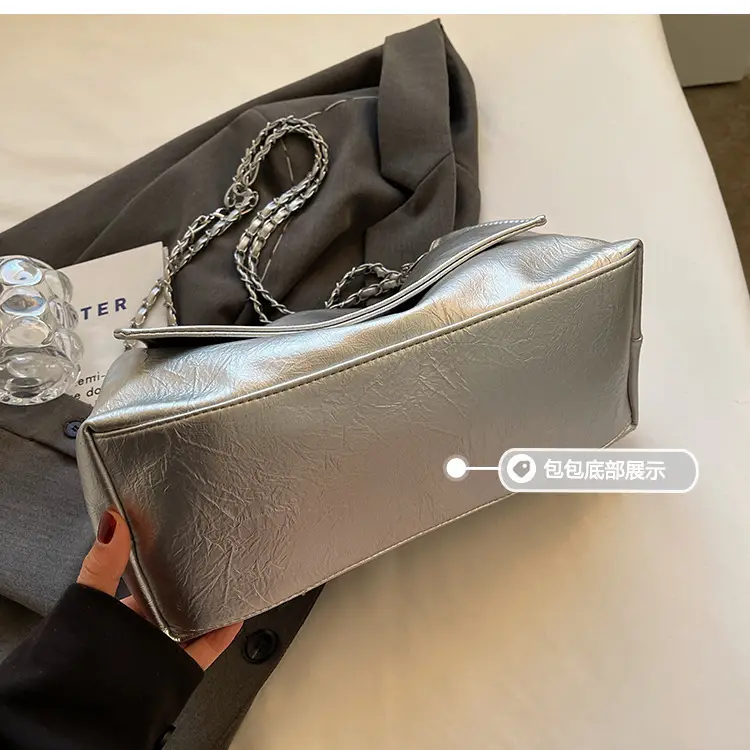 Black Rhombus Chain Shoulder Bag for Women — feature 10