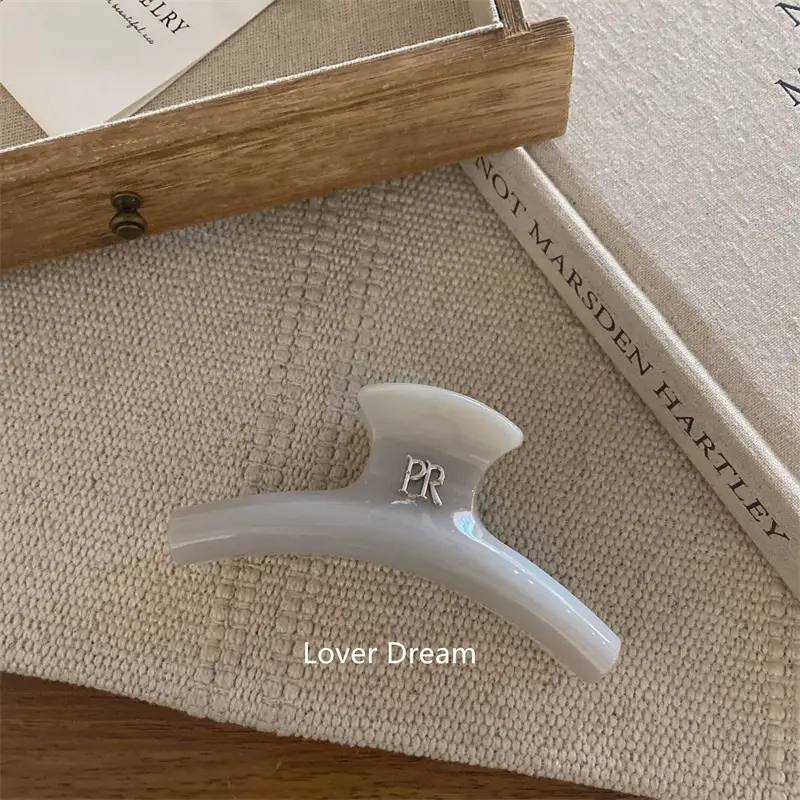 Golden Letter Hairpin for Women Fashion Clip — feature 9