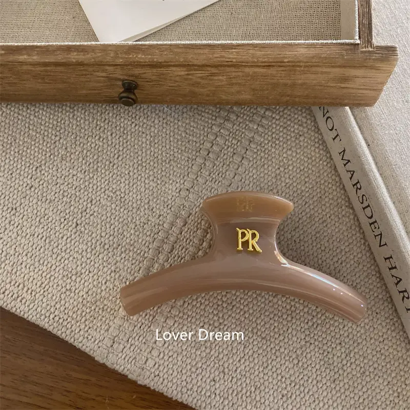 Golden Letter Hairpin for Women Fashion Clip - Image 2