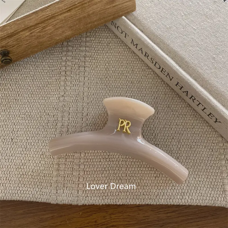 Golden Letter Hairpin for Women Fashion Clip - Image 3