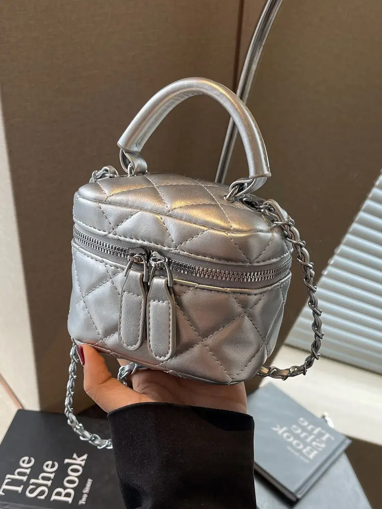 Silver Quilted Chain Shoulder Bag for Women 2024 - Image 4