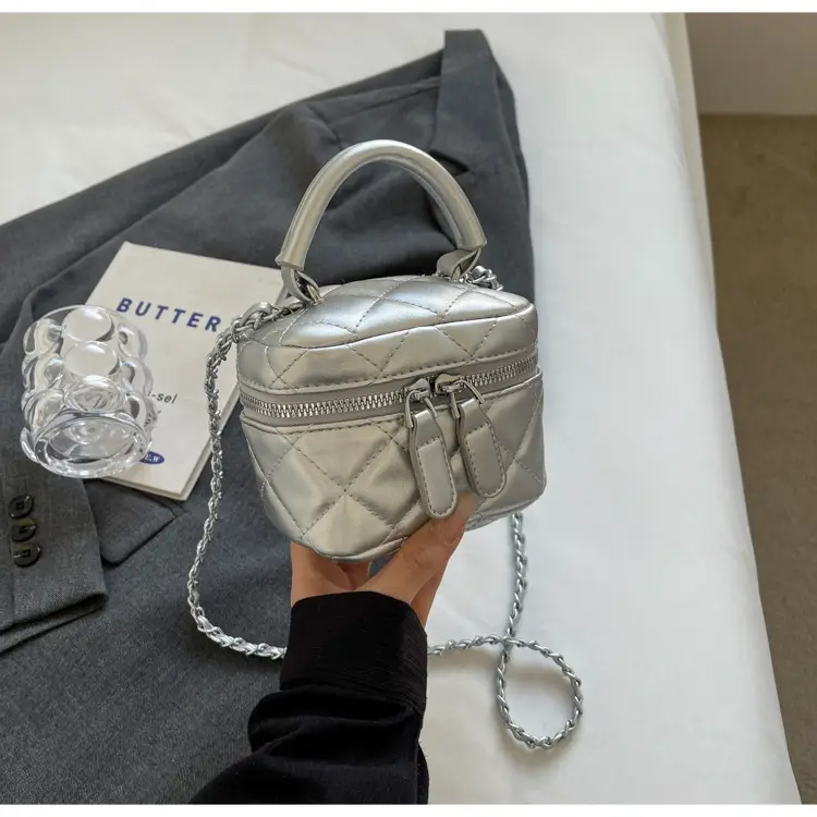 Silver Quilted Chain Shoulder Bag for Women 2024 — feature 24