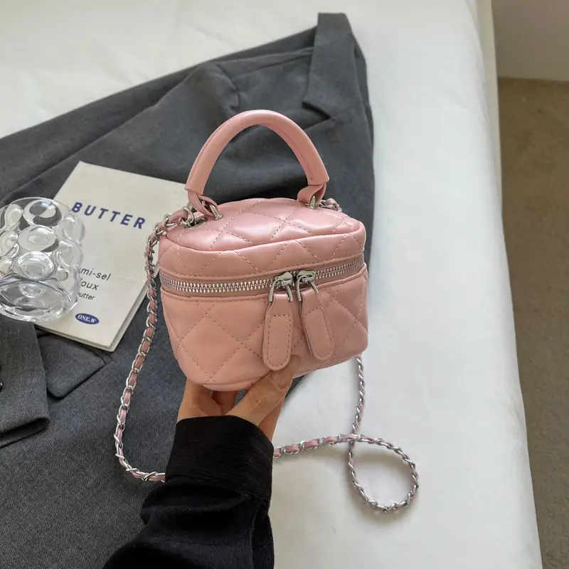Silver Quilted Chain Shoulder Bag for Women 2024 - Image 3