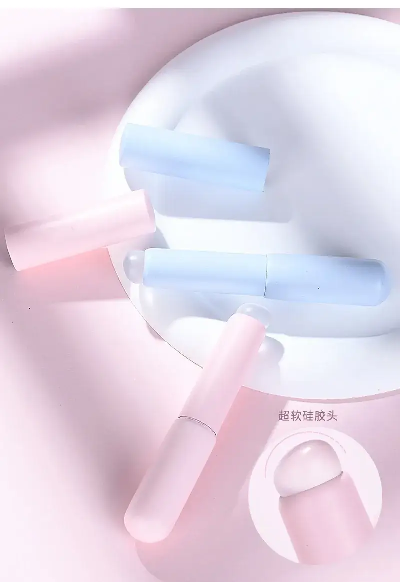 Upgraded Q Soft Silicone Lip Brush Concealer Portable Round Head Mini Lipstick Lip Glaze Brush Without Brush Marks — feature 27