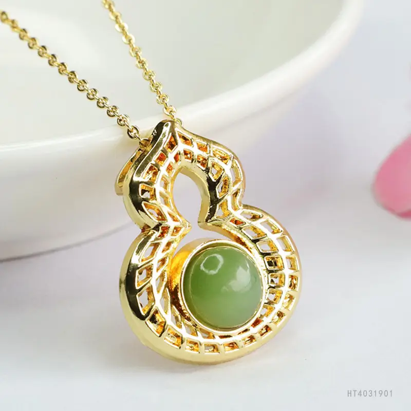 Guan Yu Jade Pendant Necklace Green Gourd Design - Image 4
