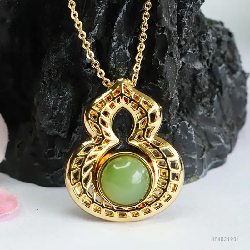 Guan Yu Jade Pendant Necklace Green Gourd Design — feature 7