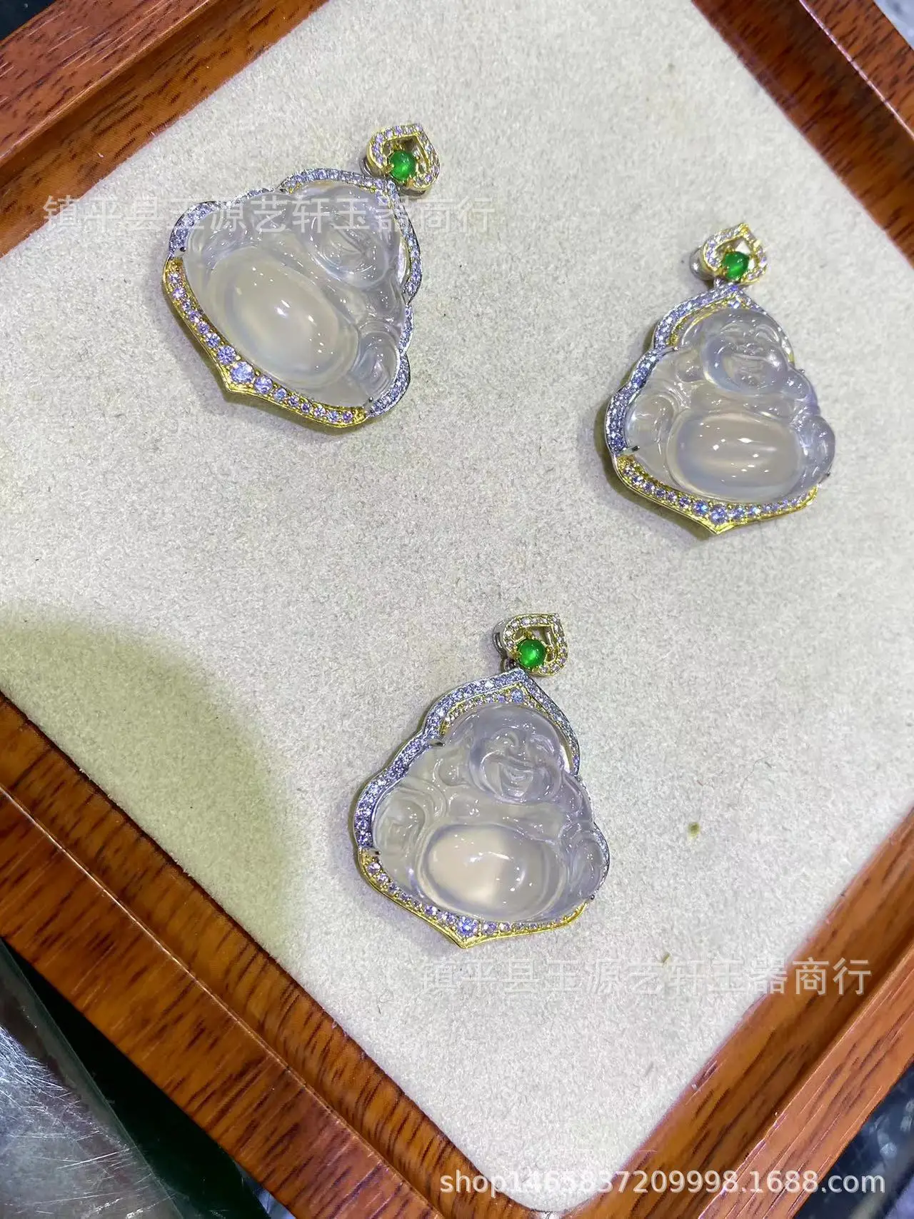 Ice Chalcedony Buddha Pendant with Agate Inlay & Silver Plating — feature 12