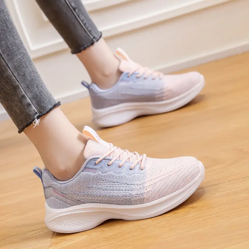 2025 Spring and Summer New Versatile Women's Shoes, Lightweight, Comfortable, Soft-Soled, Soft-Surface Sports and Casual Shoes, Mesh Breathable Running Shoes - Image 4