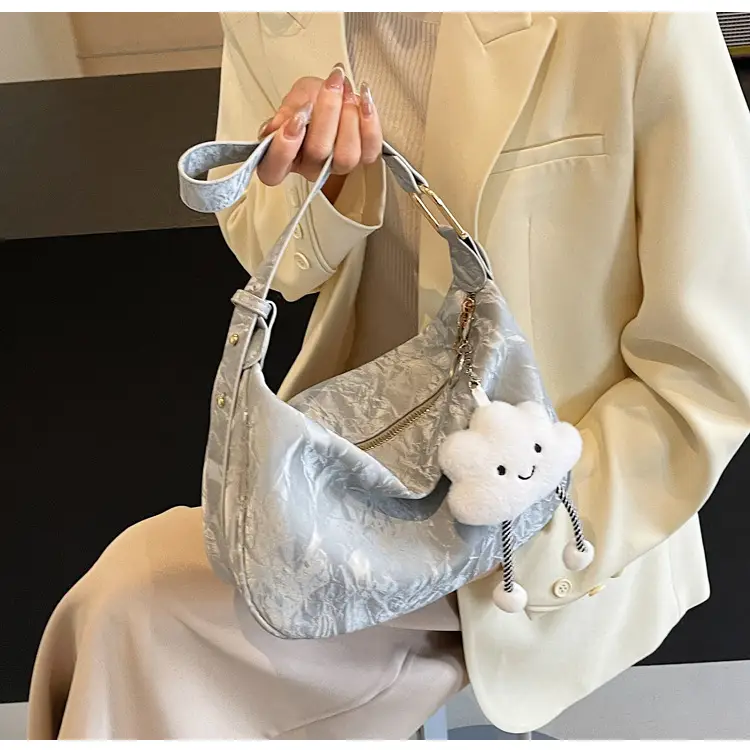 2025 Silver Metallic Shoulder Bag for Women — feature 25