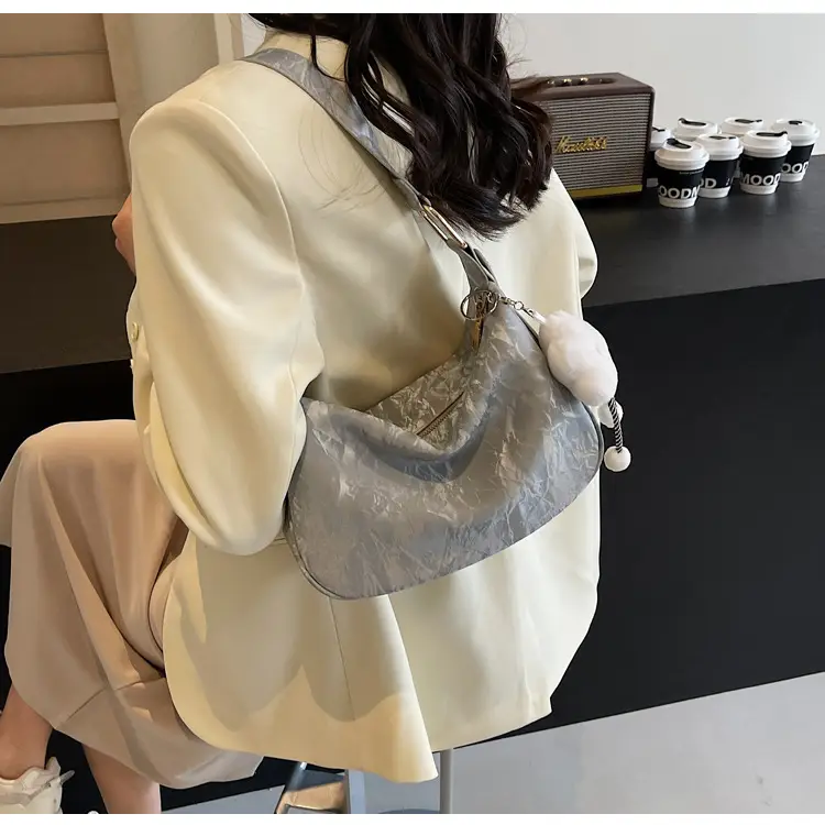 2025 Silver Metallic Shoulder Bag for Women — feature 27