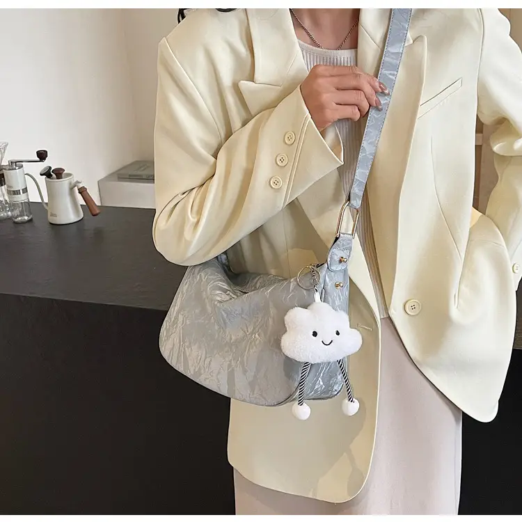 2025 Silver Metallic Shoulder Bag for Women — feature 30