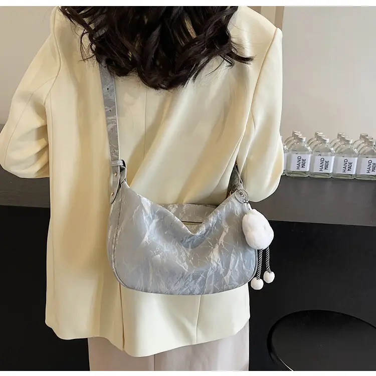 2025 Silver Metallic Shoulder Bag for Women — feature 32