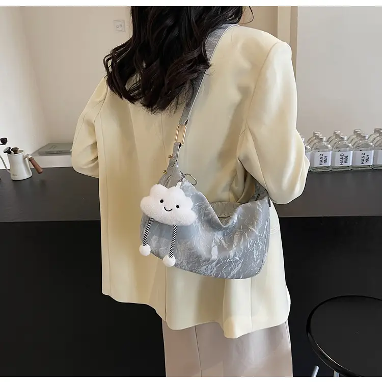 2025 Silver Metallic Shoulder Bag for Women — feature 34