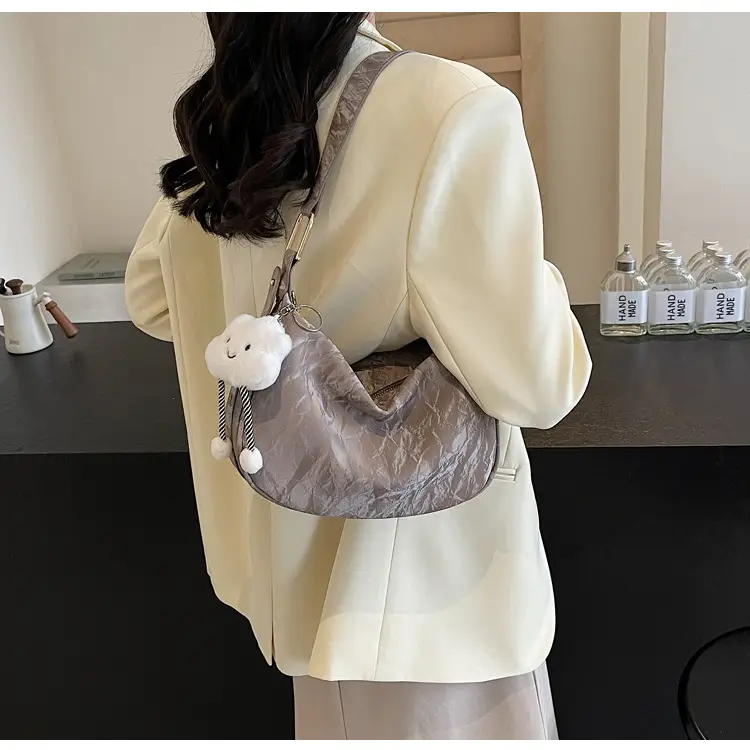 2025 Silver Metallic Shoulder Bag for Women — feature 35