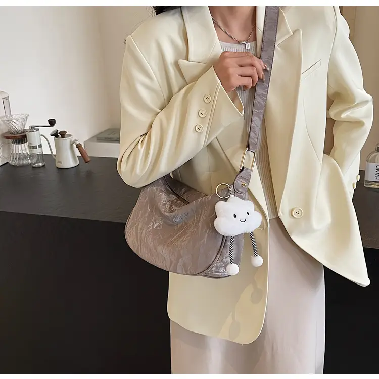 2025 Silver Metallic Shoulder Bag for Women — feature 37