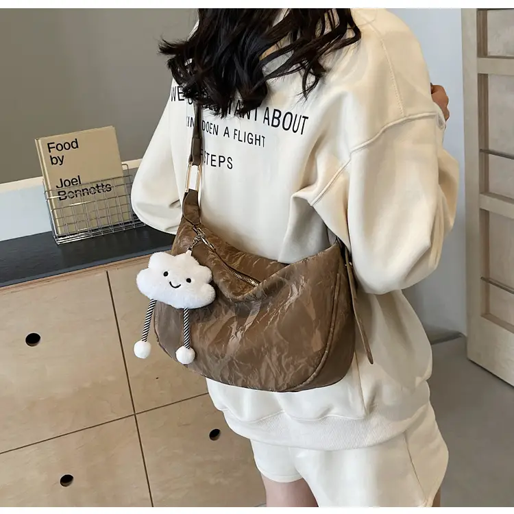 2025 Silver Metallic Shoulder Bag for Women — feature 43