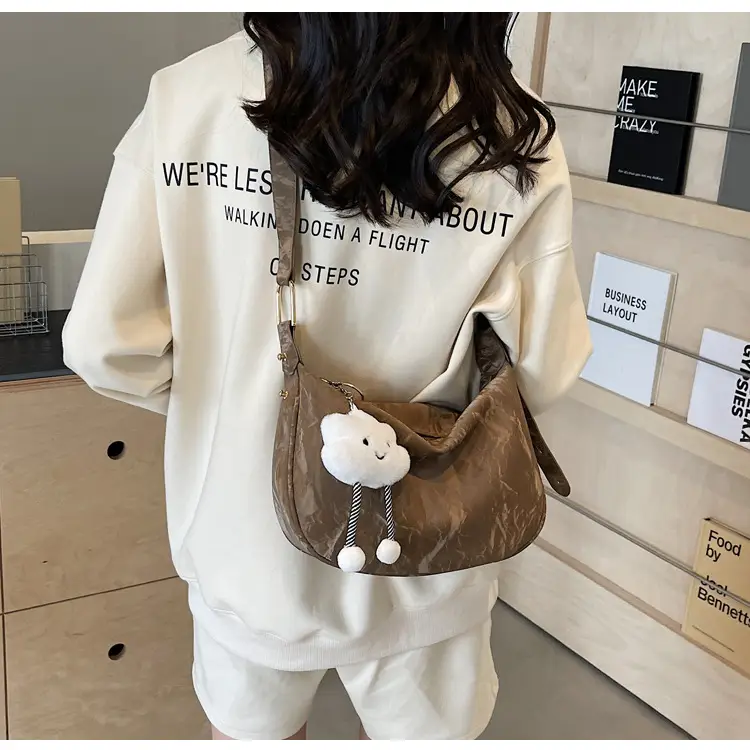2025 Silver Metallic Shoulder Bag for Women — feature 44