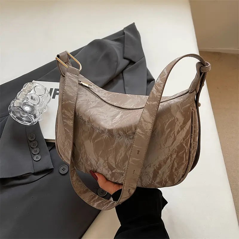 2025 Silver Metallic Shoulder Bag for Women - Image 5