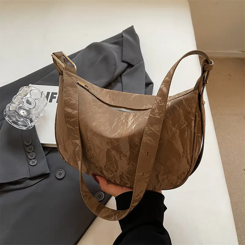 2025 Silver Metallic Shoulder Bag for Women - Image 6