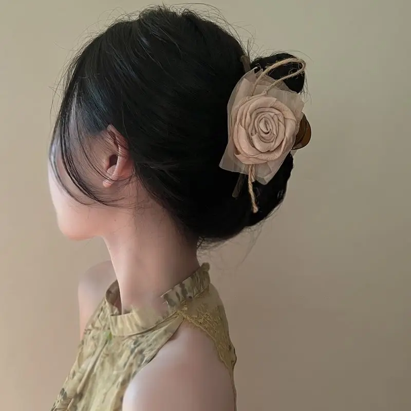 Dead Leaves Rose Milk Tea Hair Grab Clip - Image 2