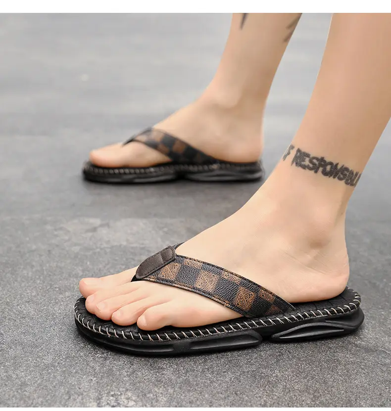 Men's Black Mesh Flip-Flops Summer 2024 — feature 7